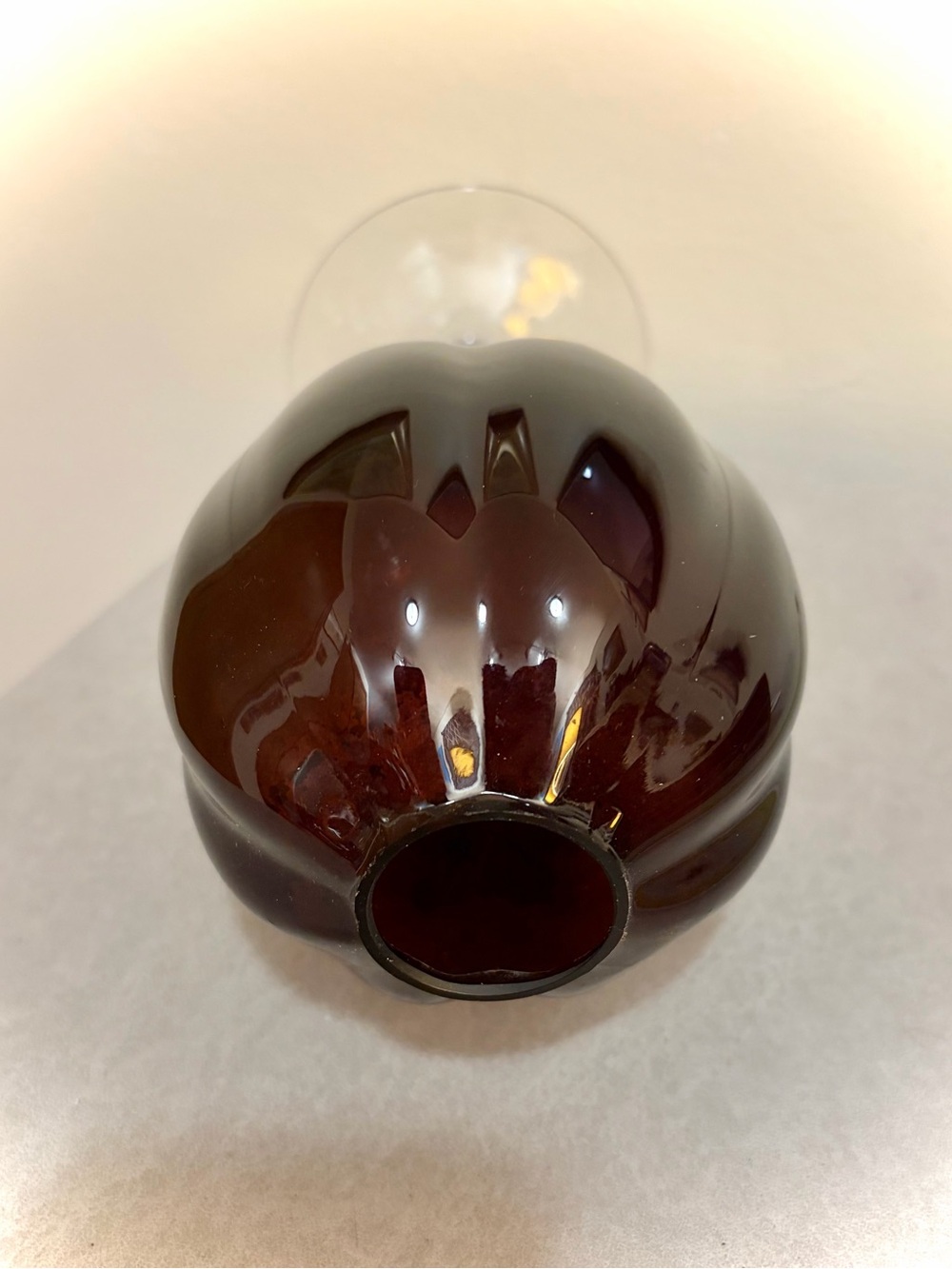 Vintage Cambridge Glass Company Amethyst Keyhole Ivy Ball Vase. 8" Tall - Picture 5 of 9